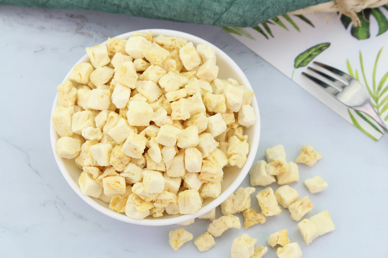 Freeze-dried · Pineapple Dices